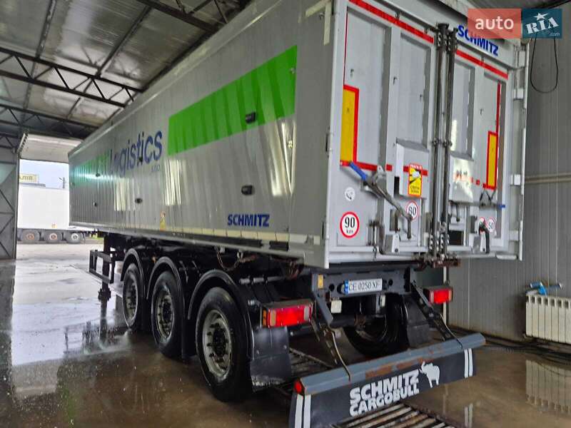 Зерновоз - напівпричіп Schmitz Cargobull SGF S3 2015 в Чернівцях фото 3 Зерновоз - напівпричіп Schmitz Cargobull SGF S3 2015 в Чернівцях