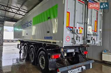 Зерновоз - полуприцеп Schmitz Cargobull SGF S3 2015 в 