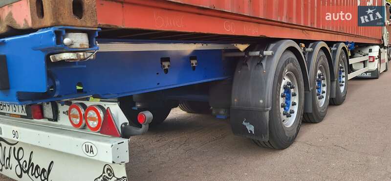 Контейнеровоз полуприцеп Schmitz Cargobull SGF S3 2013 в Одессе