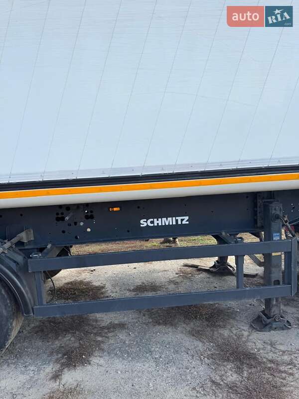 Зерновоз - напівпричіп Schmitz Cargobull SGF S3 2014 в Борисполі