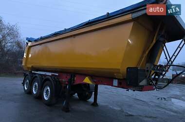 Самоскид напівпричіп Schmitz Cargobull SGF S3 2013 в Чернівцях