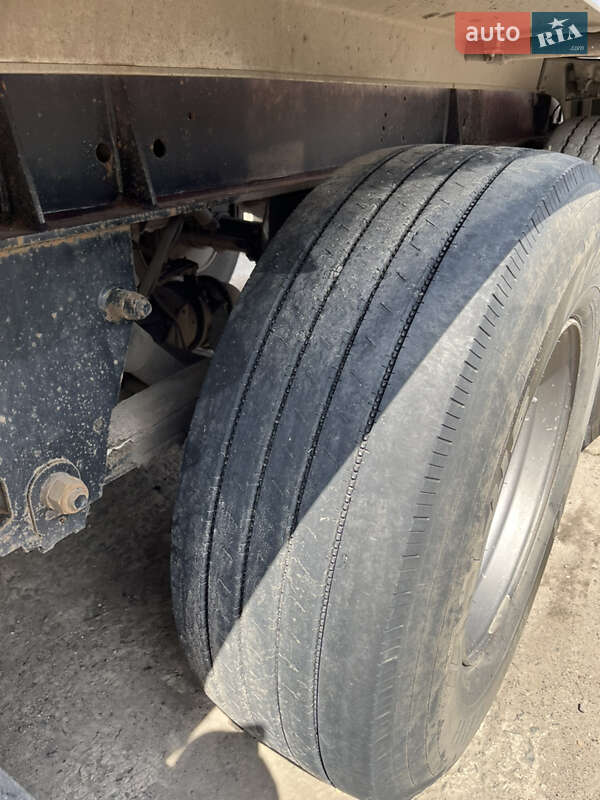 Самосвал полуприцеп Schmitz Cargobull SKI 2007 в Кривом Роге