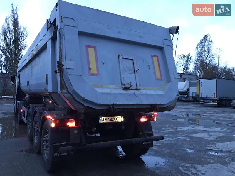 Самоскид напівпричіп Schmitz Cargobull SKI 2006 в Дніпрі