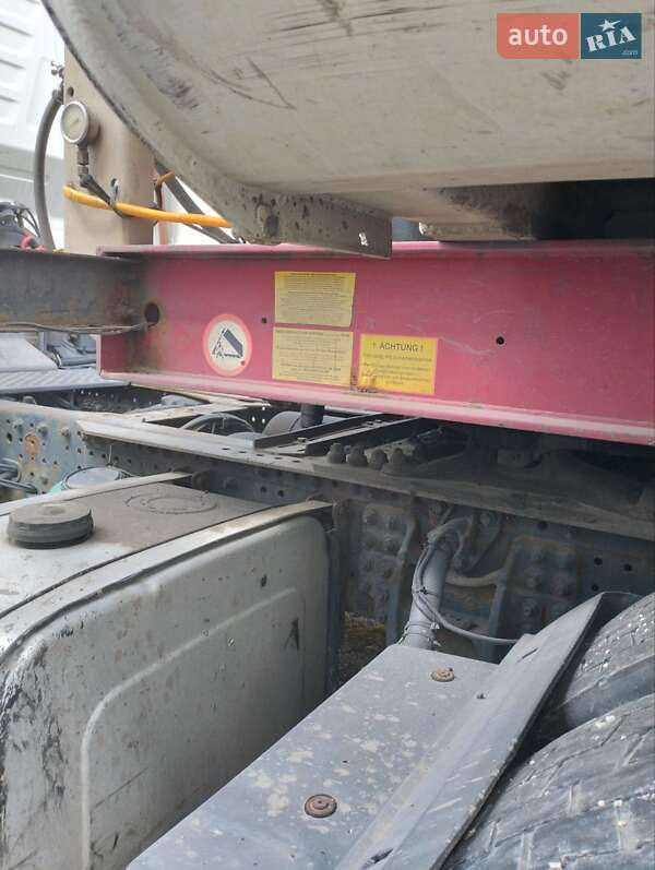 Зерновоз - полуприцеп Schmitz Cargobull SKI 2004 в Тернополе