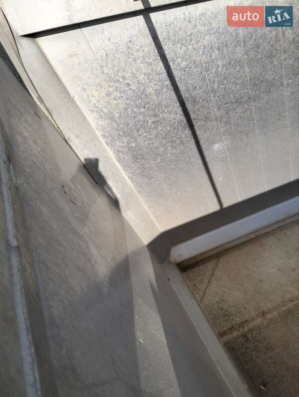 Зерновоз - полуприцеп Schmitz Cargobull SKI 2004 в Тернополе