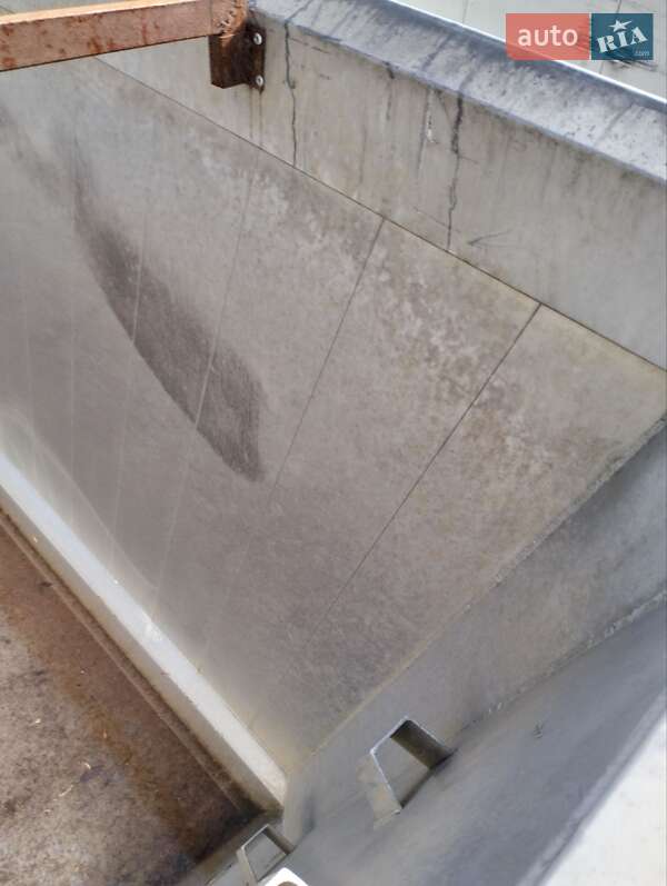 Зерновоз - полуприцеп Schmitz Cargobull SKI 2004 в Тернополе