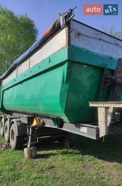 Самоскид напівпричіп Schmitz Cargobull SKI 2004 в Прилуках