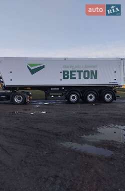 Самосвал полуприцеп Schmitz Cargobull SKI 2012 в Шептицькому