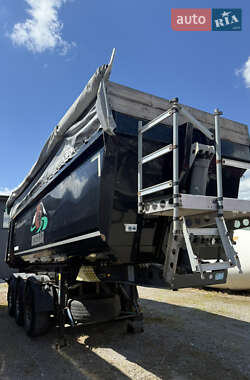 Самосвал полуприцеп Schmitz Cargobull SKI 2012 в 