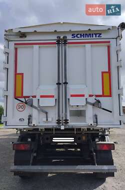 Самосвал полуприцеп Schmitz Cargobull SKI 2012 в 