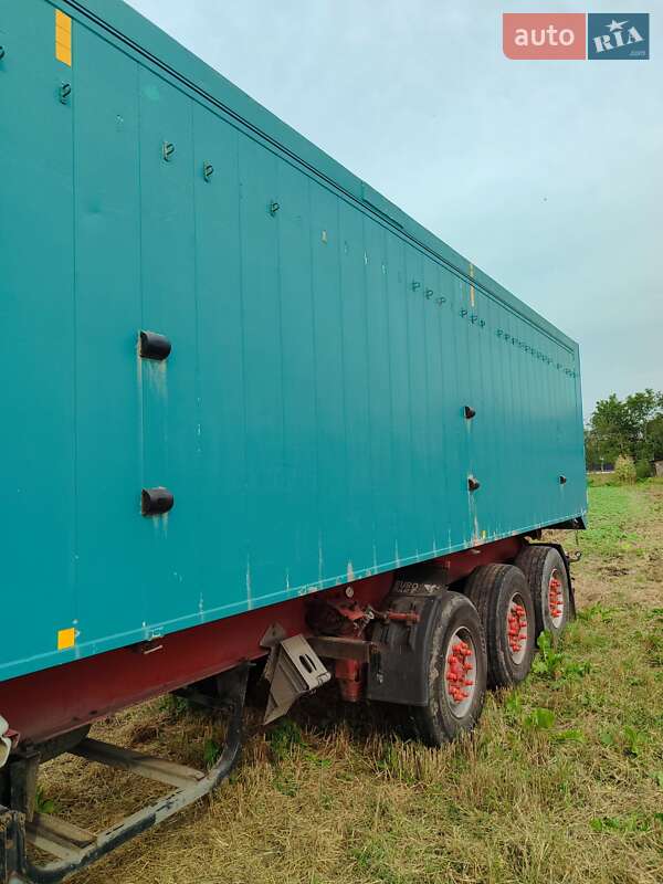 Самосвал полуприцеп Schmitz Cargobull SKI 2000 в Горохове
