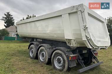 Самосвал полуприцеп Schmitz Cargobull SKI 2013 в 