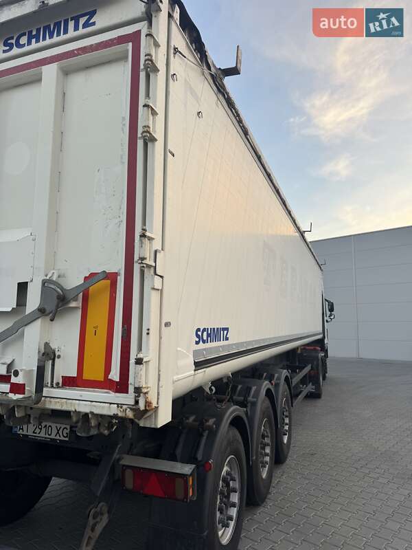 Зерновоз - полуприцеп Schmitz Cargobull SKI 2017 в Киеве фото Зерновоз - полуприцеп Schmitz Cargobull SKI 2017 в Киеве