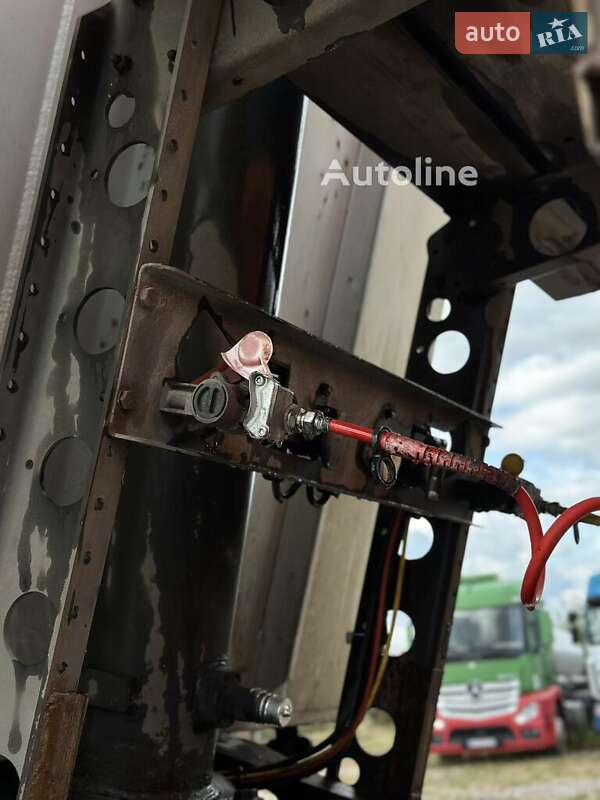 Самоскид напівпричіп Schmitz Cargobull SKI 2008 в Києві