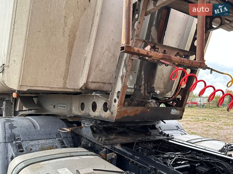 Самоскид напівпричіп Schmitz Cargobull SKI 2008 в Києві