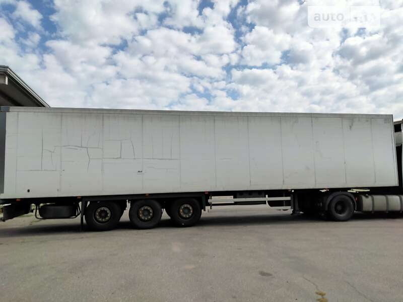Рефрижератор напівпричіп Schmitz Cargobull SKO 24 2000 в Миколаєві