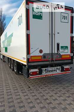 Рефрижератор напівпричіп Schmitz Cargobull SKO 24 2005 в 
