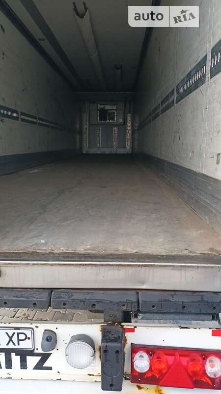 Рефрижератор полуприцеп Schmitz Cargobull SKO 24 2005 в Иршаве