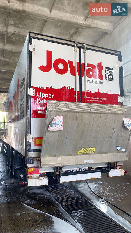 Рефрижератор напівпричіп Schmitz Cargobull SKO 24 2006 в Рівному фото 12 Рефрижератор напівпричіп Schmitz Cargobull SKO 24 2006 в Рівному