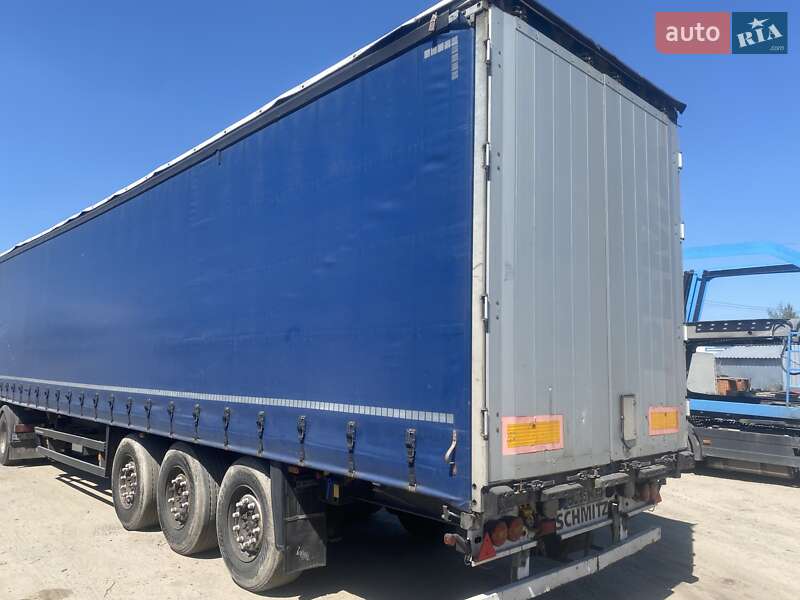 Тентований борт (штора) - напівпричіп Schmitz Cargobull SKO 24 2011 в Городку