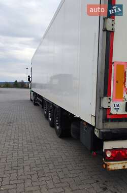 Рефрижератор полуприцеп Schmitz Cargobull SKO 24 2008 в 