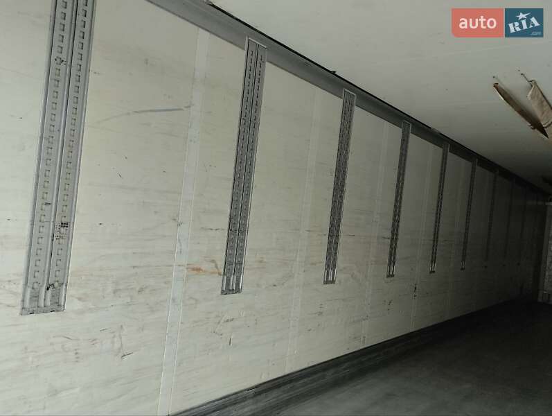 Рефрижератор полуприцеп Schmitz Cargobull SKO 24 2008 в Житомире