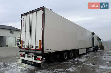 Рефрижератор полуприцеп Schmitz Cargobull SKO 24 2011 в 