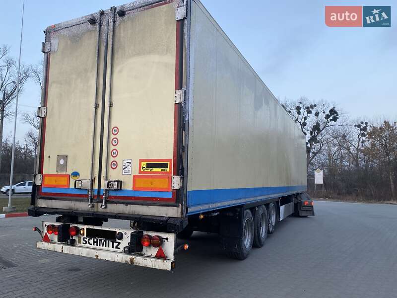 Рефрижератор полуприцеп Schmitz Cargobull SKO 24 2011 в Черновцах