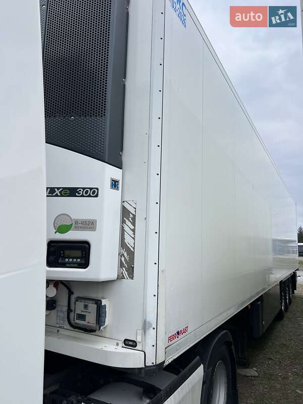 Рефрижератор напівпричіп Schmitz Cargobull SKO 24 2014 в Ужгороді