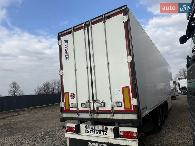 Рефрижератор напівпричіп Schmitz Cargobull SKO 24 2011 в Тячеві