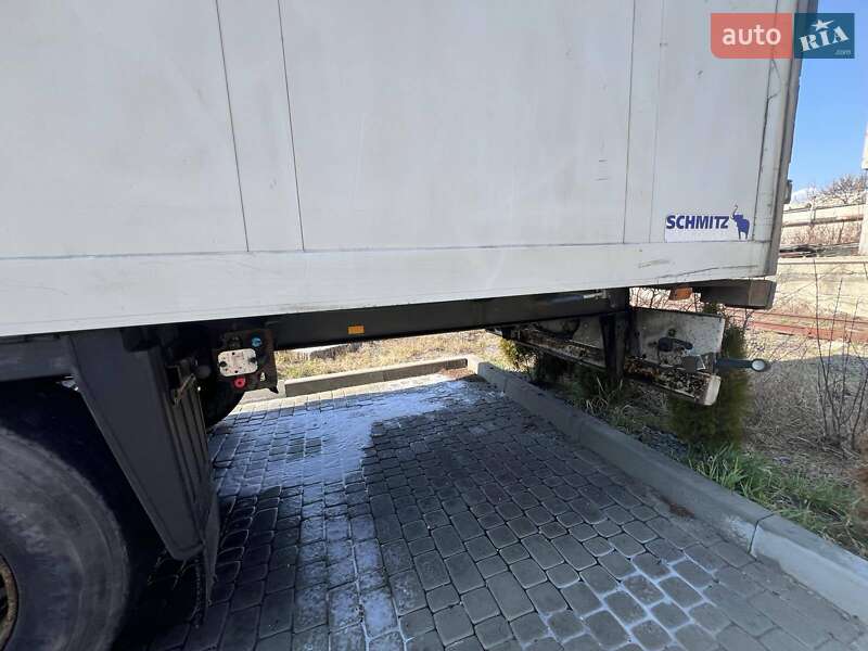 Рефрижератор Schmitz Cargobull SKO 24 2002 в Львове