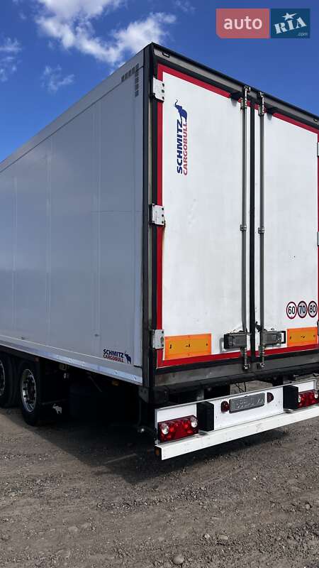 Рефрижератор полуприцеп Schmitz Cargobull SKO 24 2010 в Ивано-Франковске