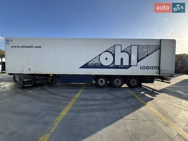 Рефрижератор полуприцеп Schmitz Cargobull SKO 24 2004 в 