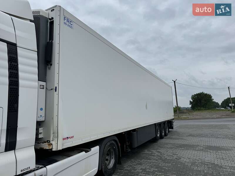Рефрижератор полуприцеп Schmitz Cargobull SKO 24 2010 в Черновцах