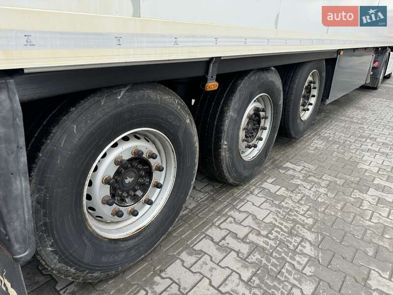 Рефрижератор полуприцеп Schmitz Cargobull SKO 24 2010 в Черновцах