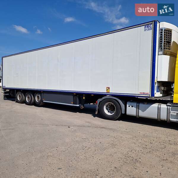 Рефрижератор полуприцеп Schmitz Cargobull SKO 24 2012 в 