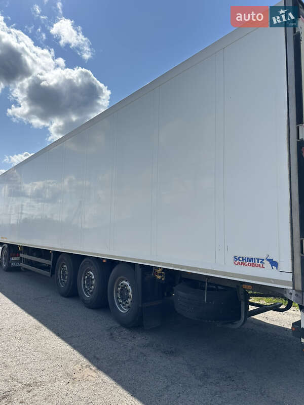 Рефрижератор полуприцеп Schmitz Cargobull SKO 24 2006 в Харькове