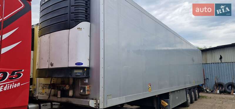 Рефрижератор полуприцеп Schmitz Cargobull SKO 24 2002 в 