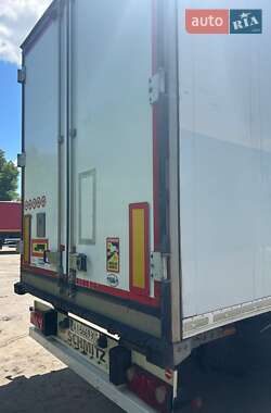 Рефрижератор полуприцеп Schmitz Cargobull SKO 24 2011 в 