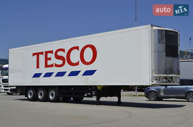 Рефрижератор полуприцеп Schmitz Cargobull SKO 24 2006 в Хусте