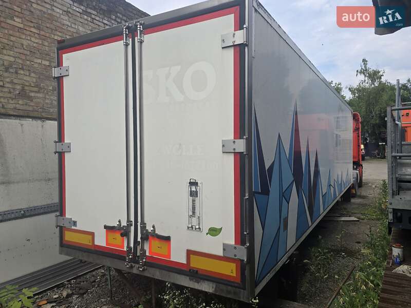 Рефрижератор Schmitz Cargobull SKO 24 2015 в Киеве