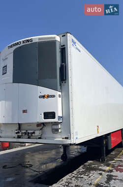 Рефрижератор полуприцеп Schmitz Cargobull SKO 24 2011 в Золочеве