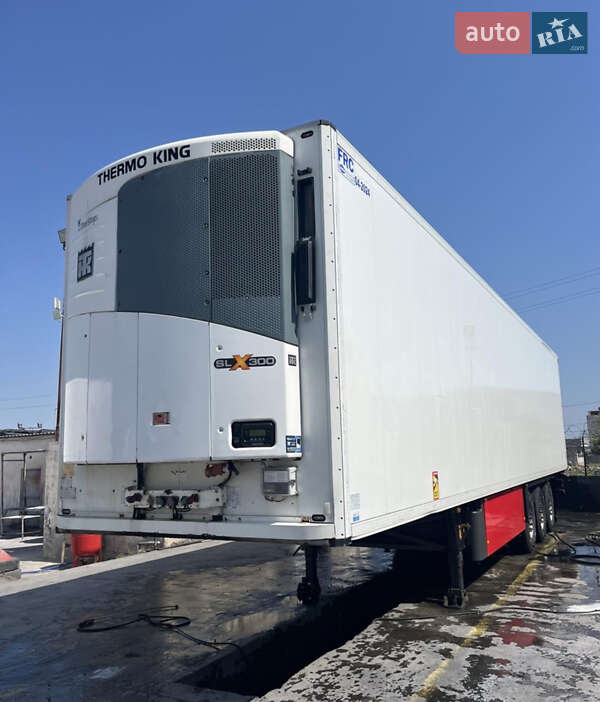 Рефрижератор полуприцеп Schmitz Cargobull SKO 24 2011 в 
