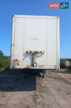 Ізотермічна будка Schmitz Cargobull SKO 24 2003 в 