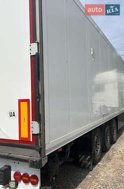Рефрижератор полуприцеп Schmitz Cargobull SKO 24 2006 в 