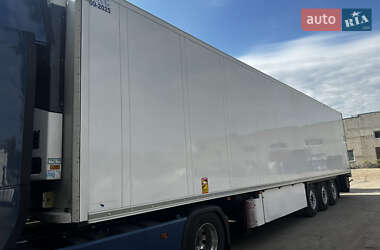 Рефрижератор полуприцеп Schmitz Cargobull SKO 24 2013 в Луцке