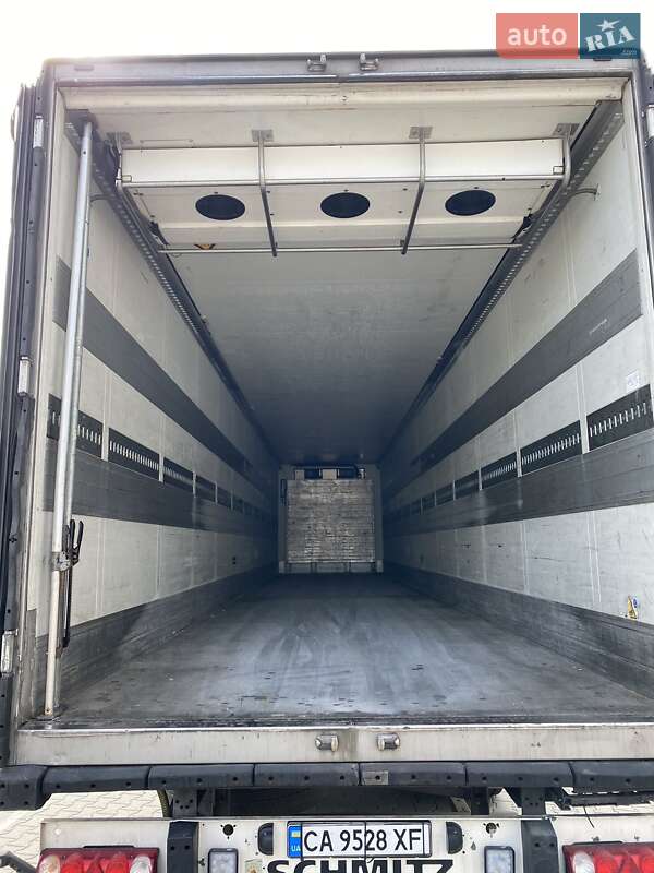 Рефрижератор полуприцеп Schmitz Cargobull SKO 24 2010 в Черкассах