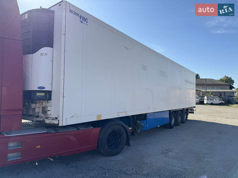 Рефрижератор напівпричіп Schmitz Cargobull SKO 24 2003 в 