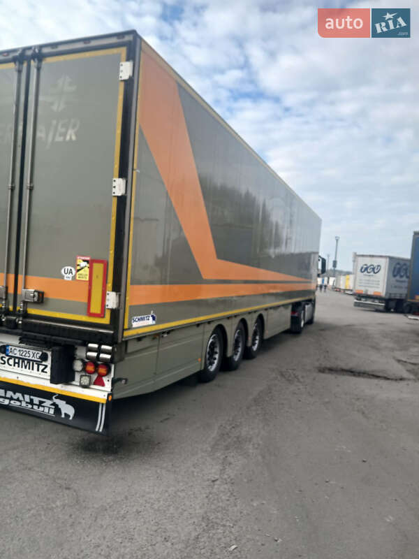 Рефрижератор полуприцеп Schmitz Cargobull SKO 24 2012 в Луцке