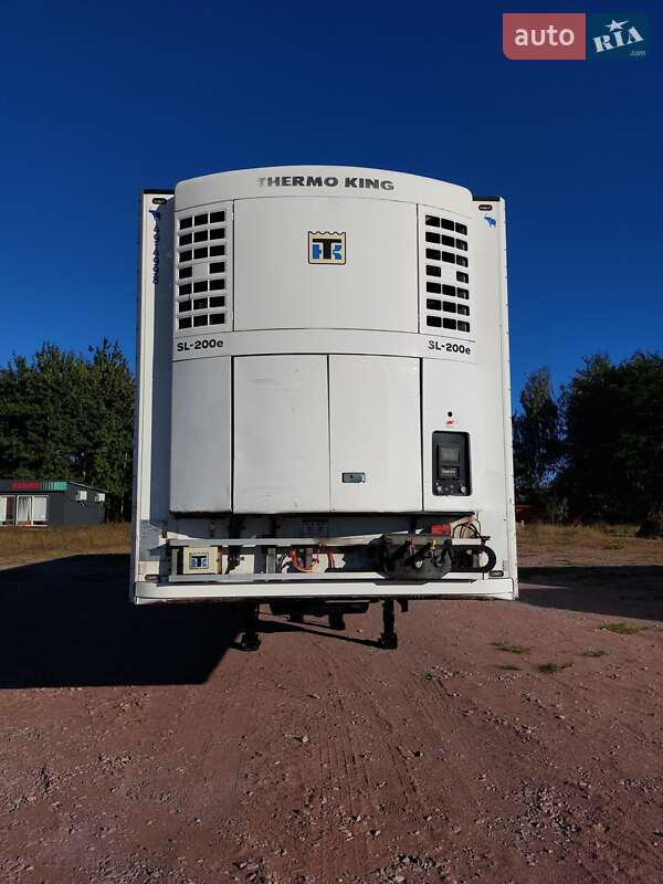 Рефрижератор напівпричіп Schmitz Cargobull SKO 24 2008 в Києві